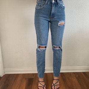 PrincessPolly Hayden knee Rip jeans mid wash denim